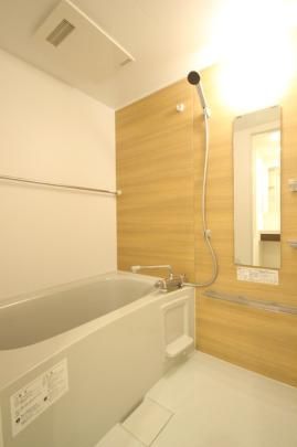 �y���̑��z�@�R���e�B�j���G�@302�����@����