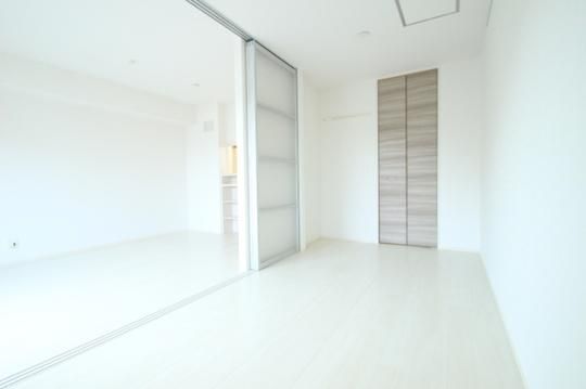 �y���̑��z�@�R���e�B�j���G�@302�����@�m��