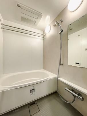 �y���̑��z�@���ʐ^�͓��^�C�v�Z�˂ł��B