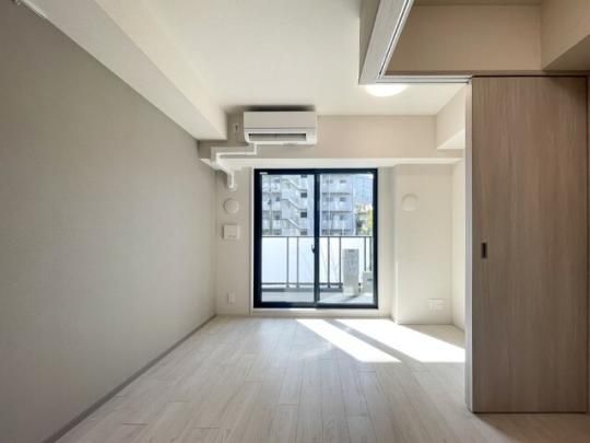 �y���̑��z�@���ʐ^�͓��^�C�v�Z�˂ł��B