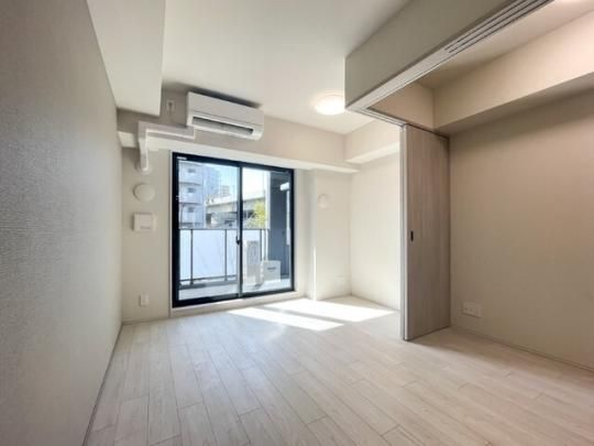 �y���̑��z�@���ʐ^�͓��^�C�v�Z�˂ł��B