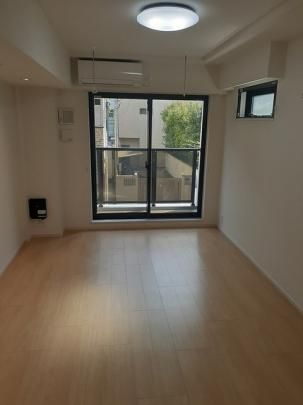 �y���̑��z�@���r���O