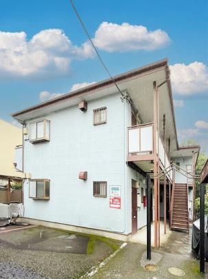 �p�[�N���B���̊O�ω摜