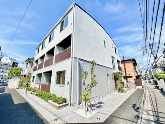 �J�X�^���A���̑�̊O�ω摜