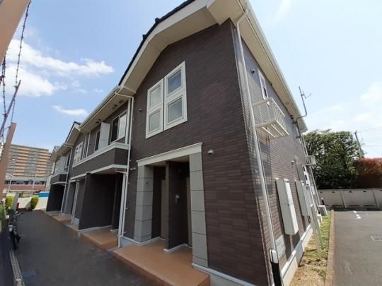 �T���X�E�B�[�g�̊O�ω摜