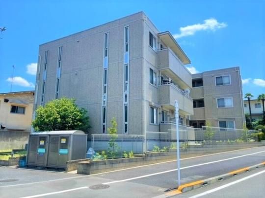 �g���r�i�ےJ�̊O�ω摜