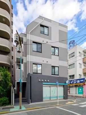 ���W�f���X����J�̊O�ω摜