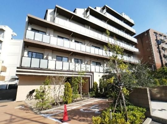 BLESS�u�����̊O�ω摜