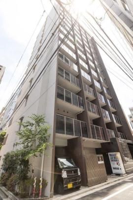 �A�[�o���v���~�A�H�t���̊O�ω摜