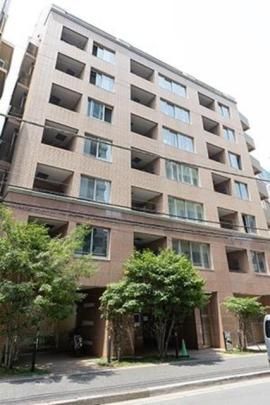 �p�g���X�Q�U�̊O�ω摜