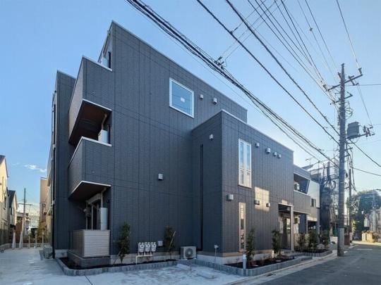 �Z���X�e�B�A��{�̊O�ω摜