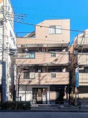 �t�����[���̊O�ω摜