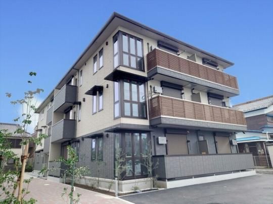 �t�F���[�`�F�̊O�ω摜