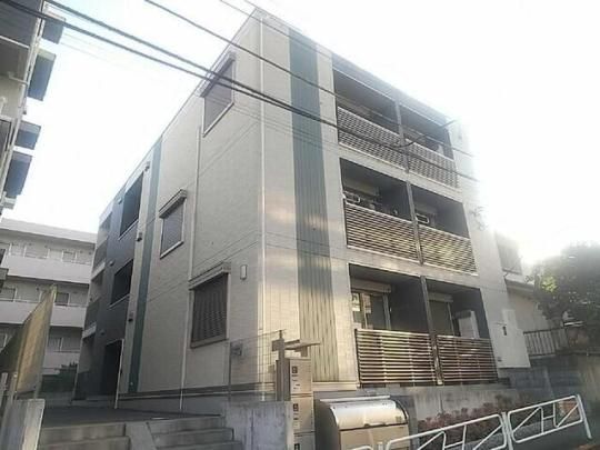 �Z���[�m�x�V���̊O�ω摜