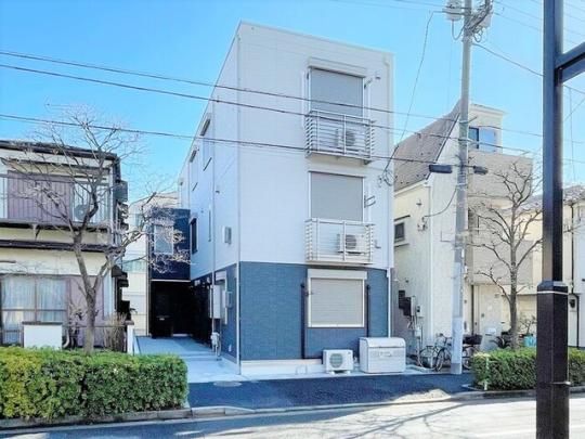 �Z���X�e�B�A�Ė��W�̊O�ω摜