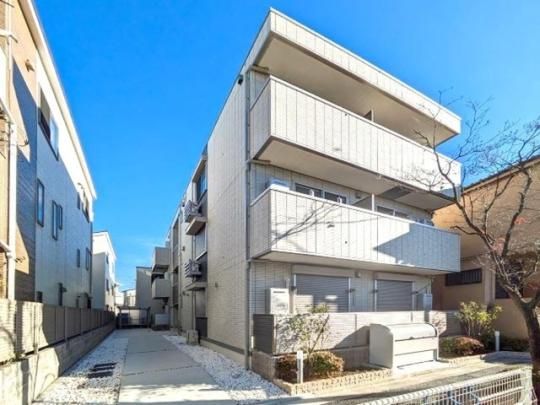 �O���[�X���̊O�ω摜