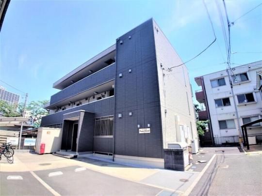 �v���~�G�[���č�̊O�ω摜