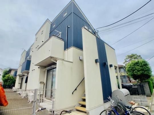 �J�����g�ˎ��̊O�ω摜