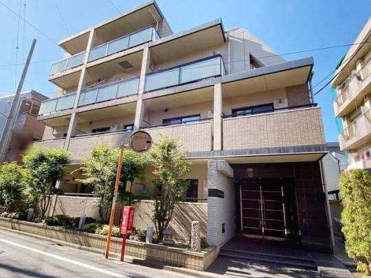 �K�[�f���n�E�X�̊O�ω摜