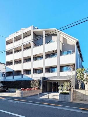 �O���[���A�x�j���[�X�̊O�ω摜