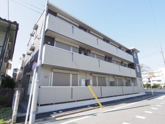 �u�����h�[���������̊O�ω摜