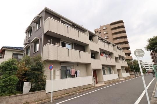 �V�����}���g�̊O�ω摜