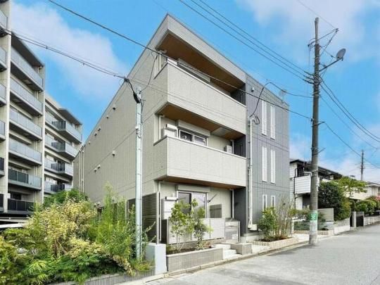 �Z���X�e�B�A���E�̊O�ω摜