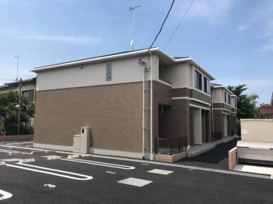 ���E�W�I���������̊O�ω摜