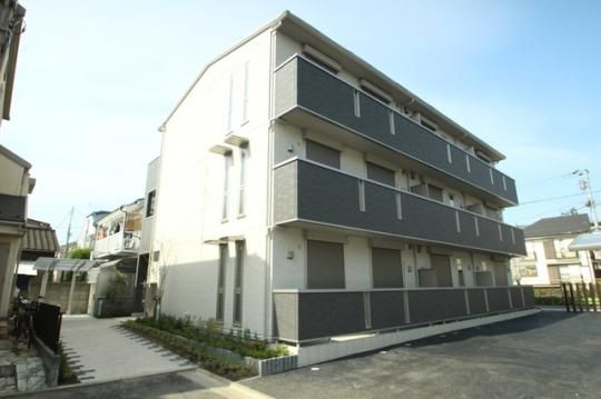 �E�@�R���e�B�j���G�̊O�ω摜