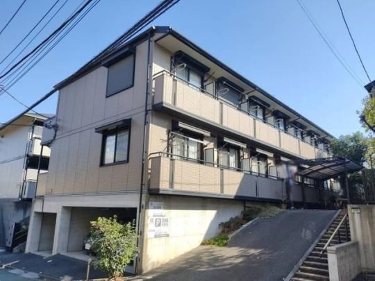 �N���Z���g�o���̊O�ω摜