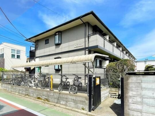 �v���A�f�B�X2000�̊O�ω摜