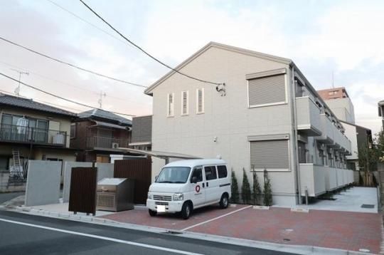 �u�G�i �J�[�T�̊O�ω摜