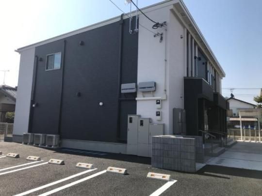 �G�o�[�v���C�X�̊O�ω摜