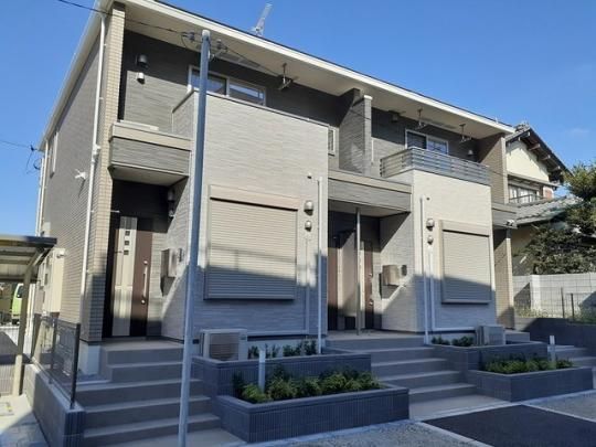 �j���]���T�̊O�ω摜