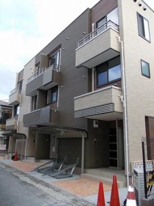 �v�����i�[�h�E�A���W������̊O�ω摜