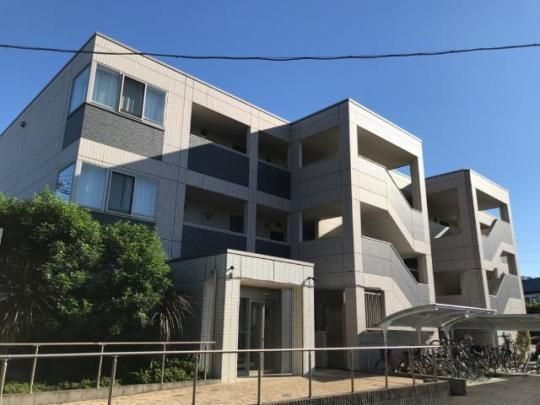 �O�����h�p���X�̊O�ω摜