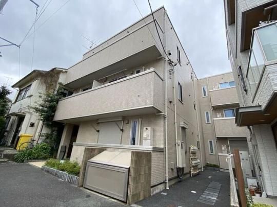 �W���l�X�����R�̊O�ω摜