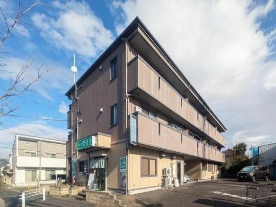 �t�@�~�[���͓��̊O�ω摜