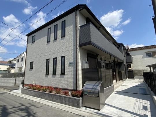 �A�r�e���V����U�̊O�ω摜