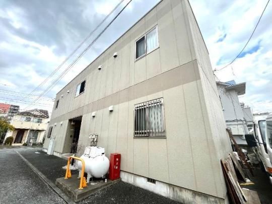 �s�m�A�[���̊O�ω摜