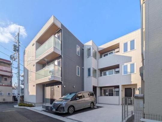 �Z���X�e�B�A�������̊O�ω摜