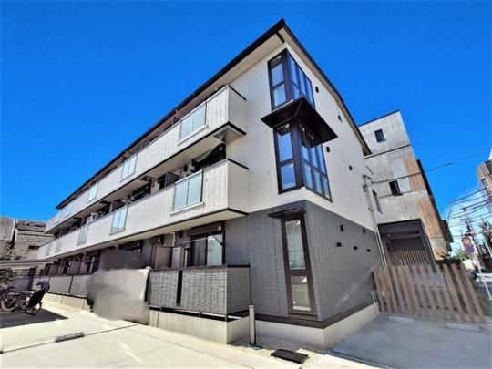 �Z���g�����̊O�ω摜