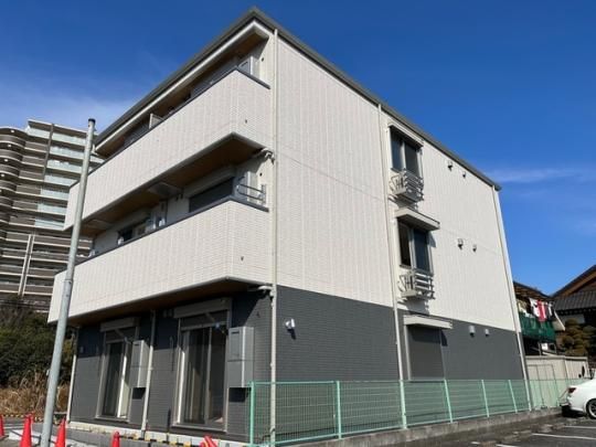 �x���W�����l�̊O�ω摜