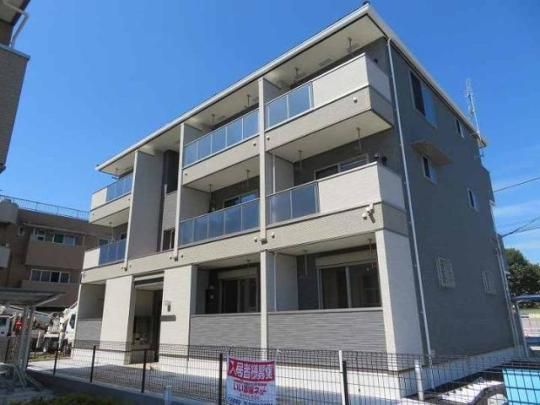 �t�H���V���@���C�[�̊O�ω摜