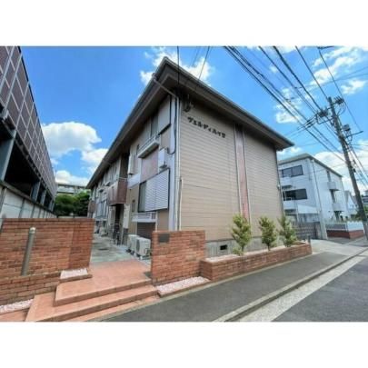 ���F���f�B�n�C�c�̊O�ω摜