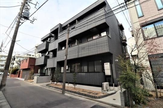 �Z���X�e�B�A����U�̊O�ω摜