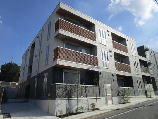 �Z�W���[������U�̊O�ω摜