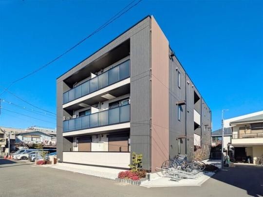 D�A�Z�b�g��c���̊O�ω摜