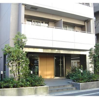 �p�[�N�A�N�V�X�_�y��X�e�[�W�̊O�ω摜