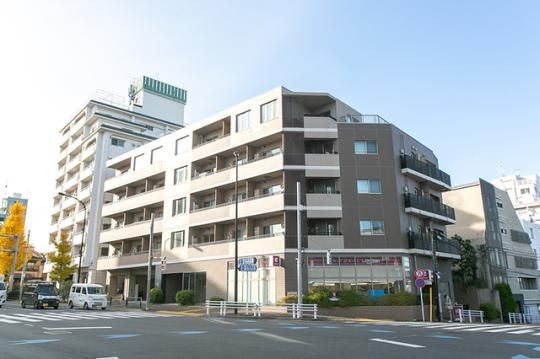 �p�[�N�A�N�V�X���R���u�e���X�̊O�ω摜